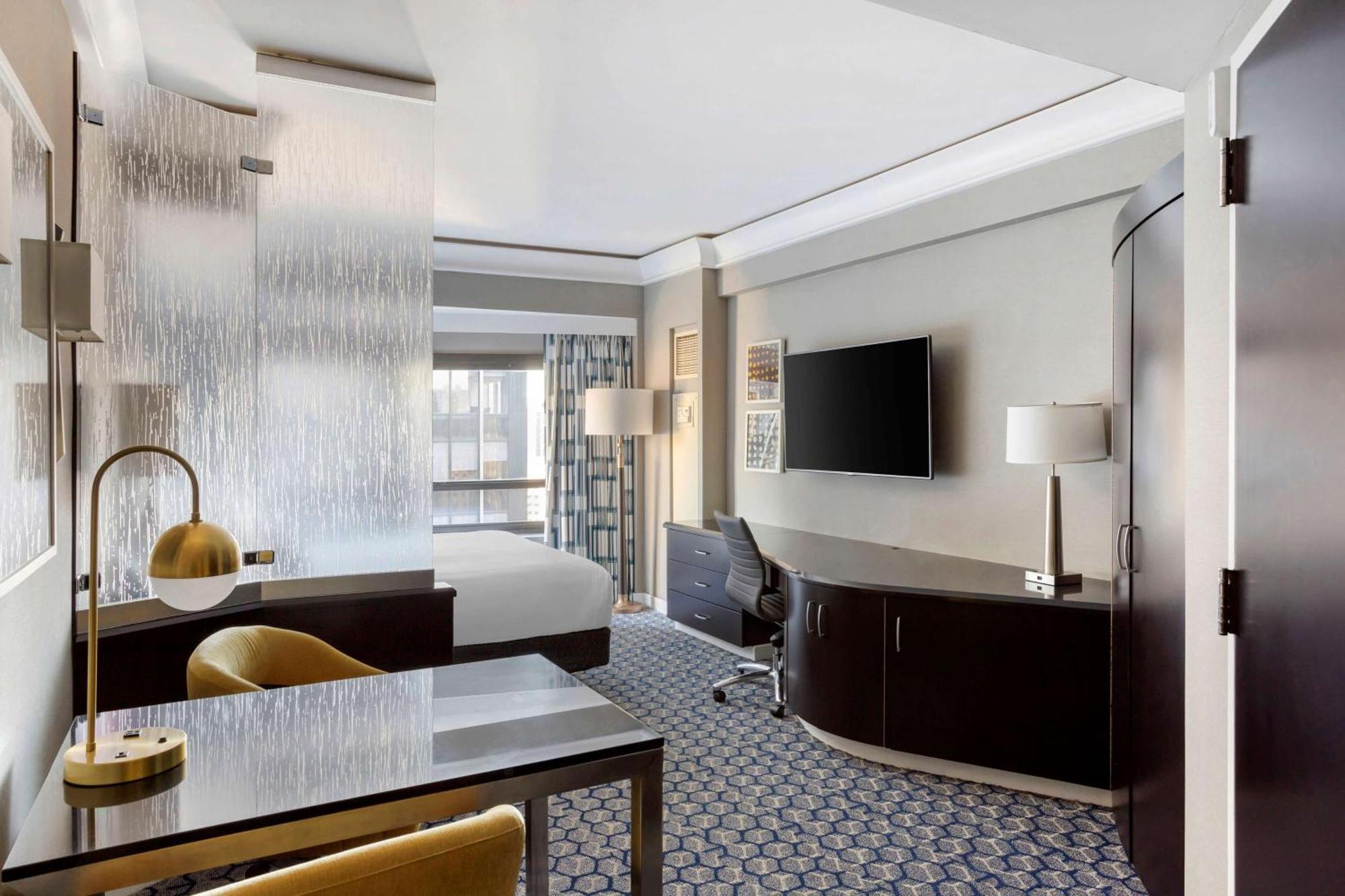 Hilton Club New York Hotel Exterior photo